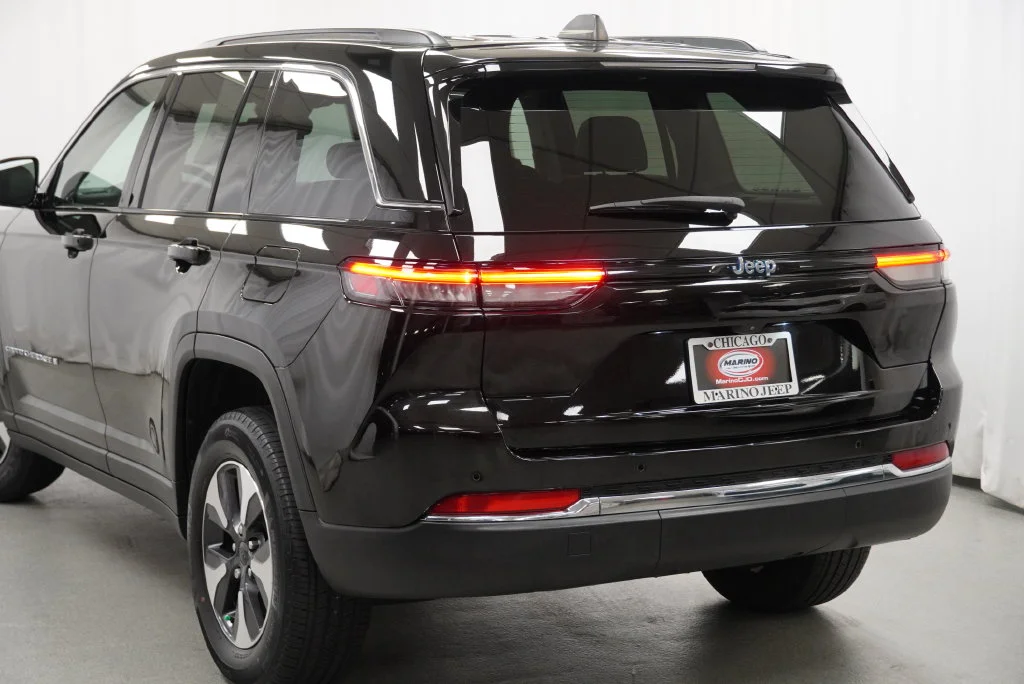 Used 2023 Black Jeep 4xe image 26