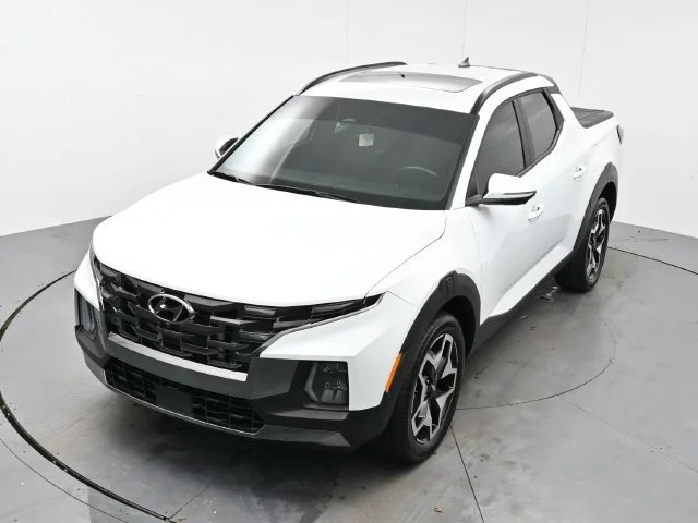 Used 2022 Ice White Hyundai Limited image 34