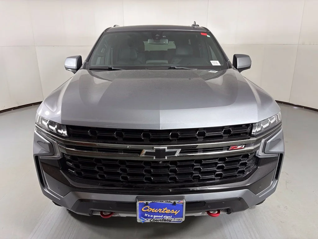 Used 2021 Gray Chevrolet Z71 image 3