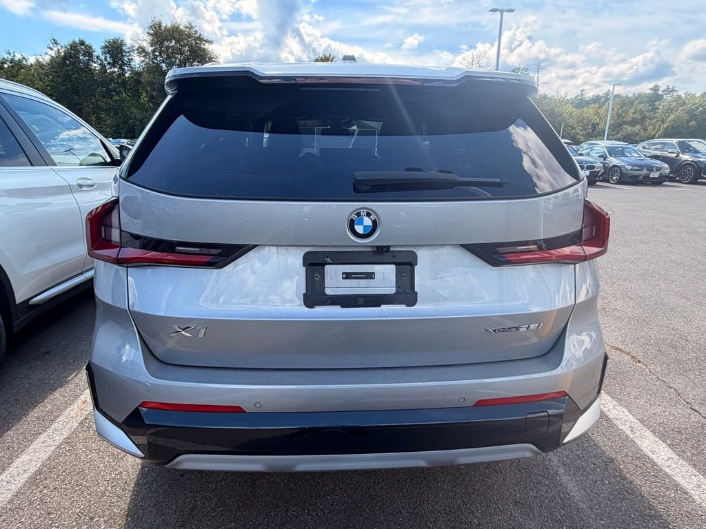Certified Used 2023 Space Silver Metallic BMW xDrive28i image 4