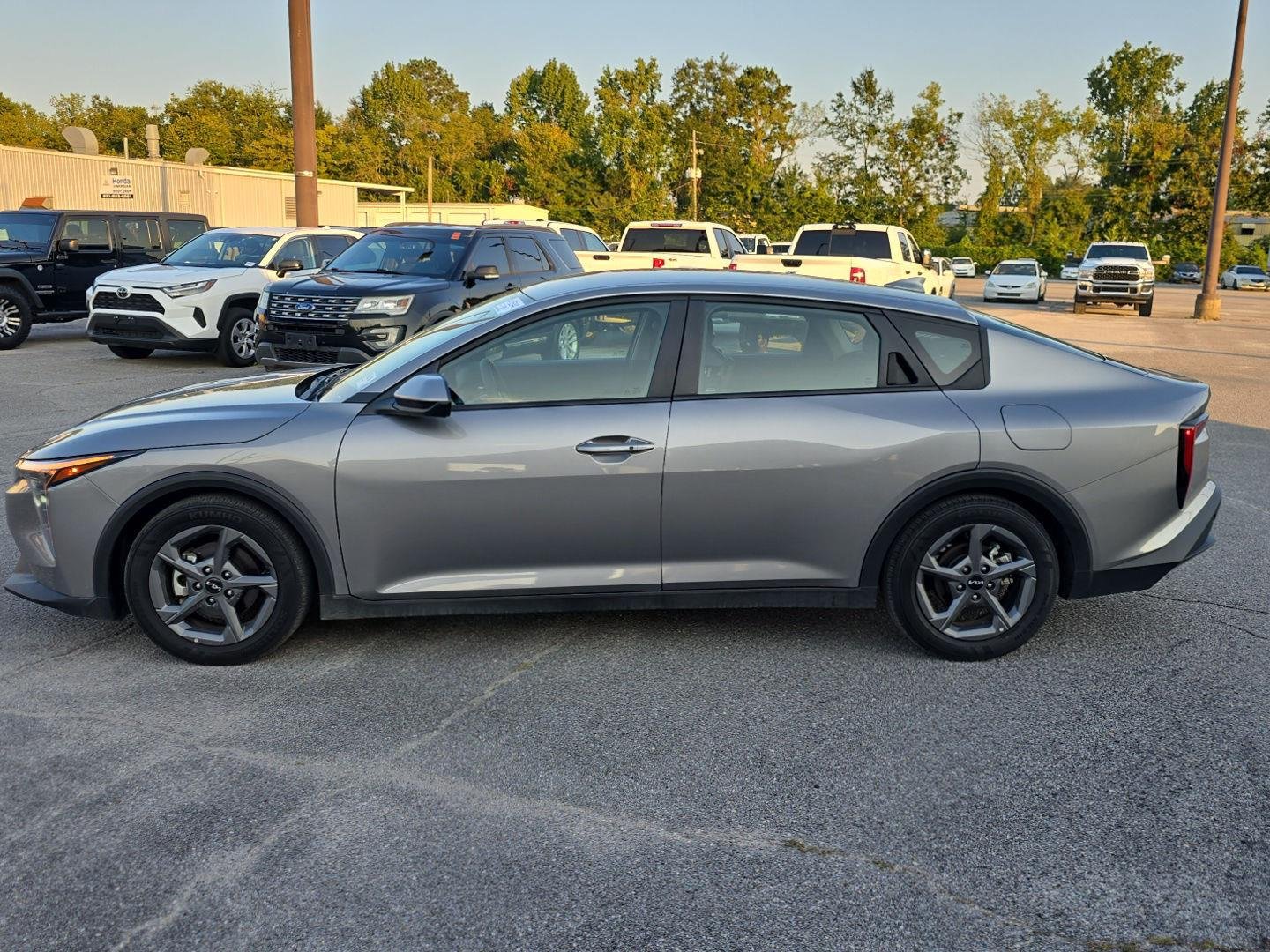 Used 2025 Steel Gray Kia LXS image 6