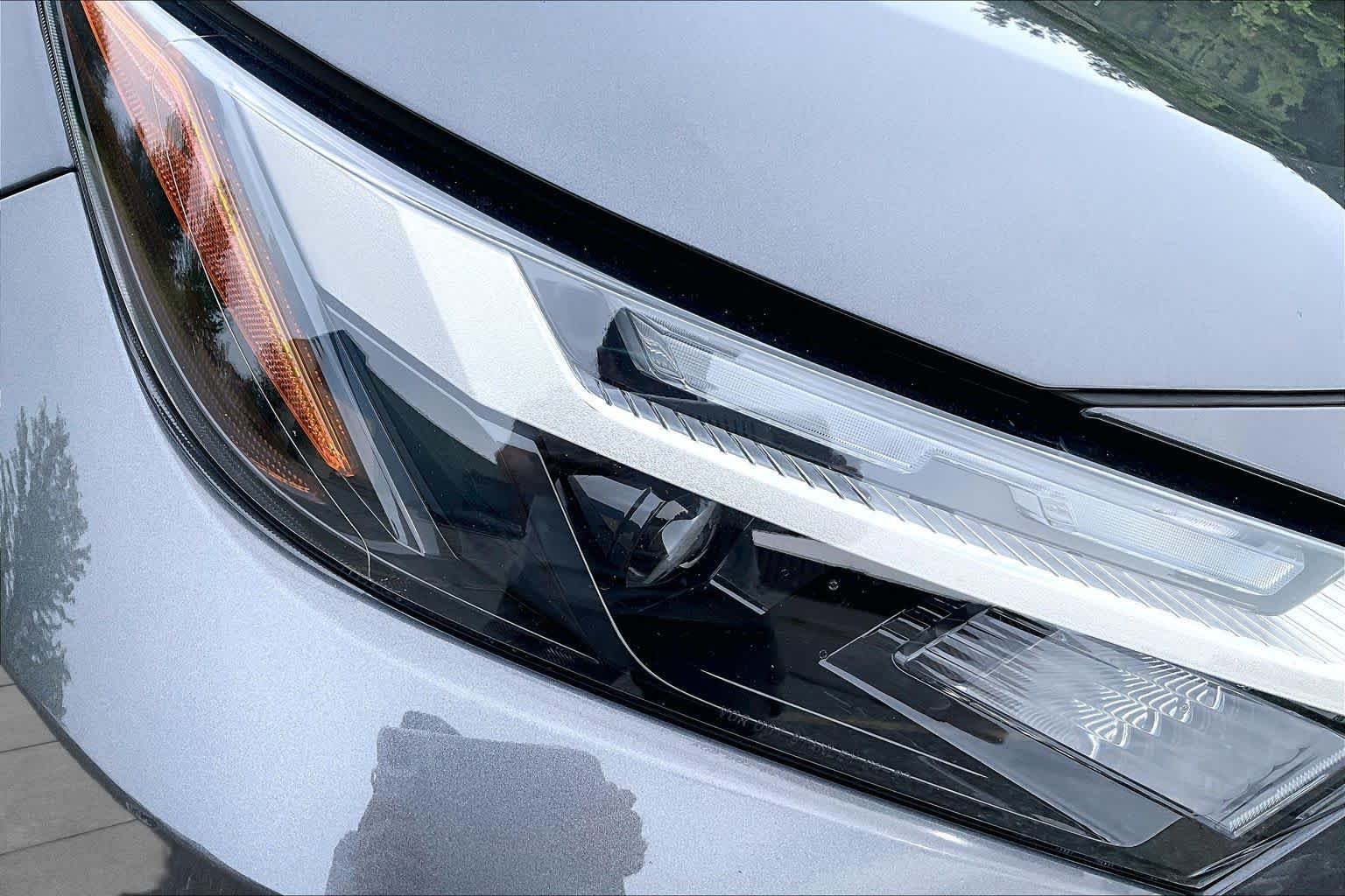 Used 2022 Magnetic Gray Metallic Toyota Hybrid XLE image 52