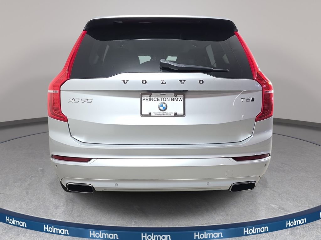 Used 2017 Bright Silver Metallic Volvo T6 Momentum image 7