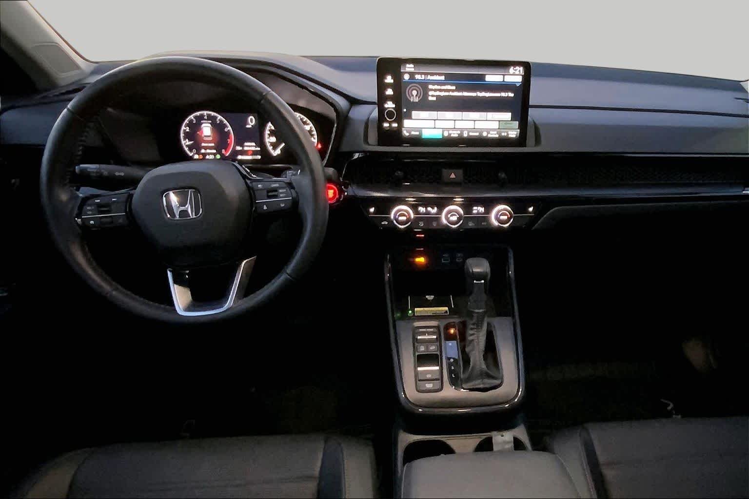 Used 2025 Meteorite Gray Metallic Honda EX-L image 15
