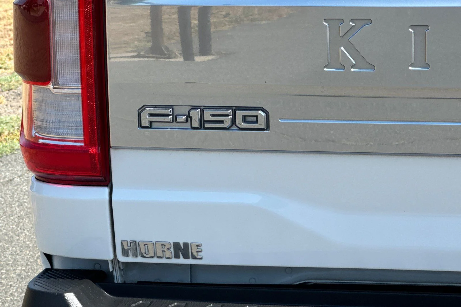 Used 2023 White Metallic Ford King Ranch image 29