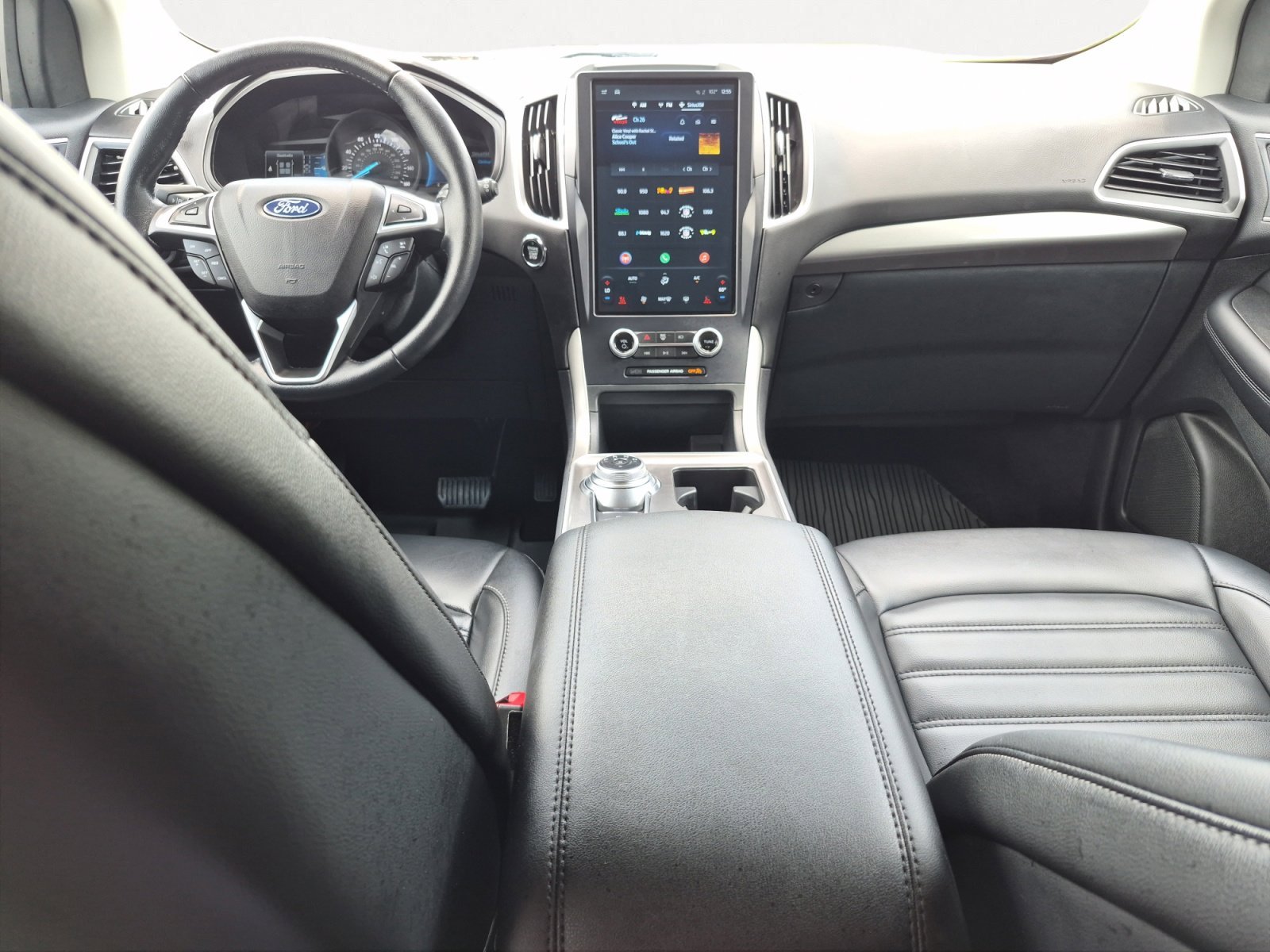 Used 2023 Red Metallic Ford SEL image 3