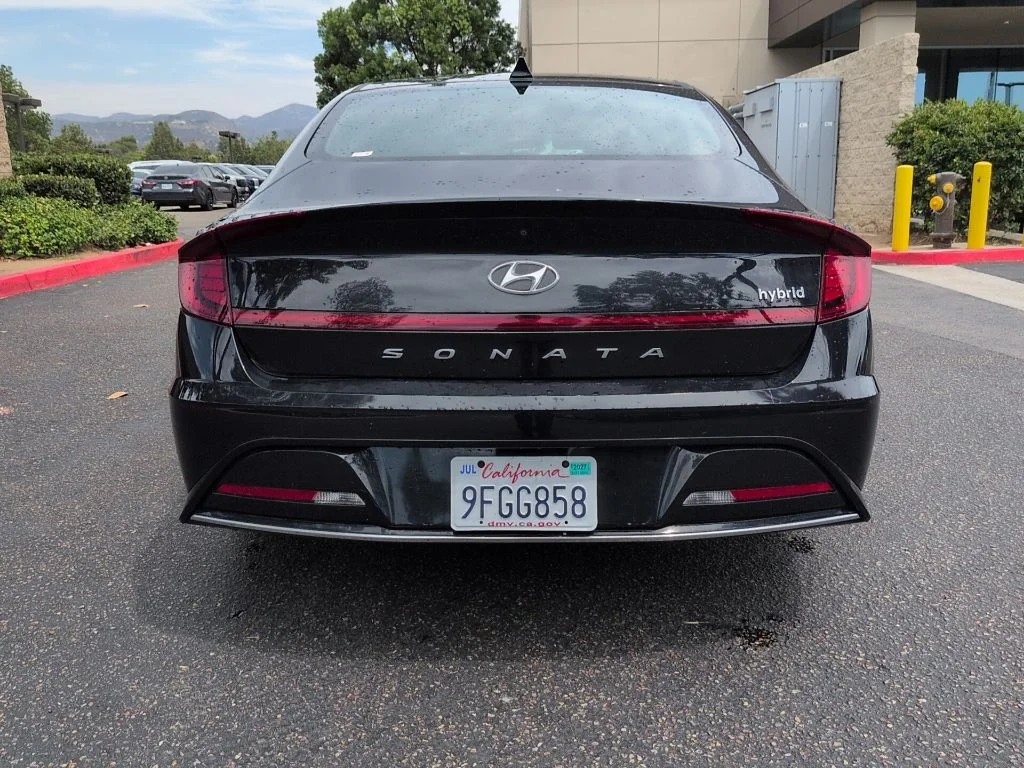 Used 2023 Blue Hyundai SEL image 6