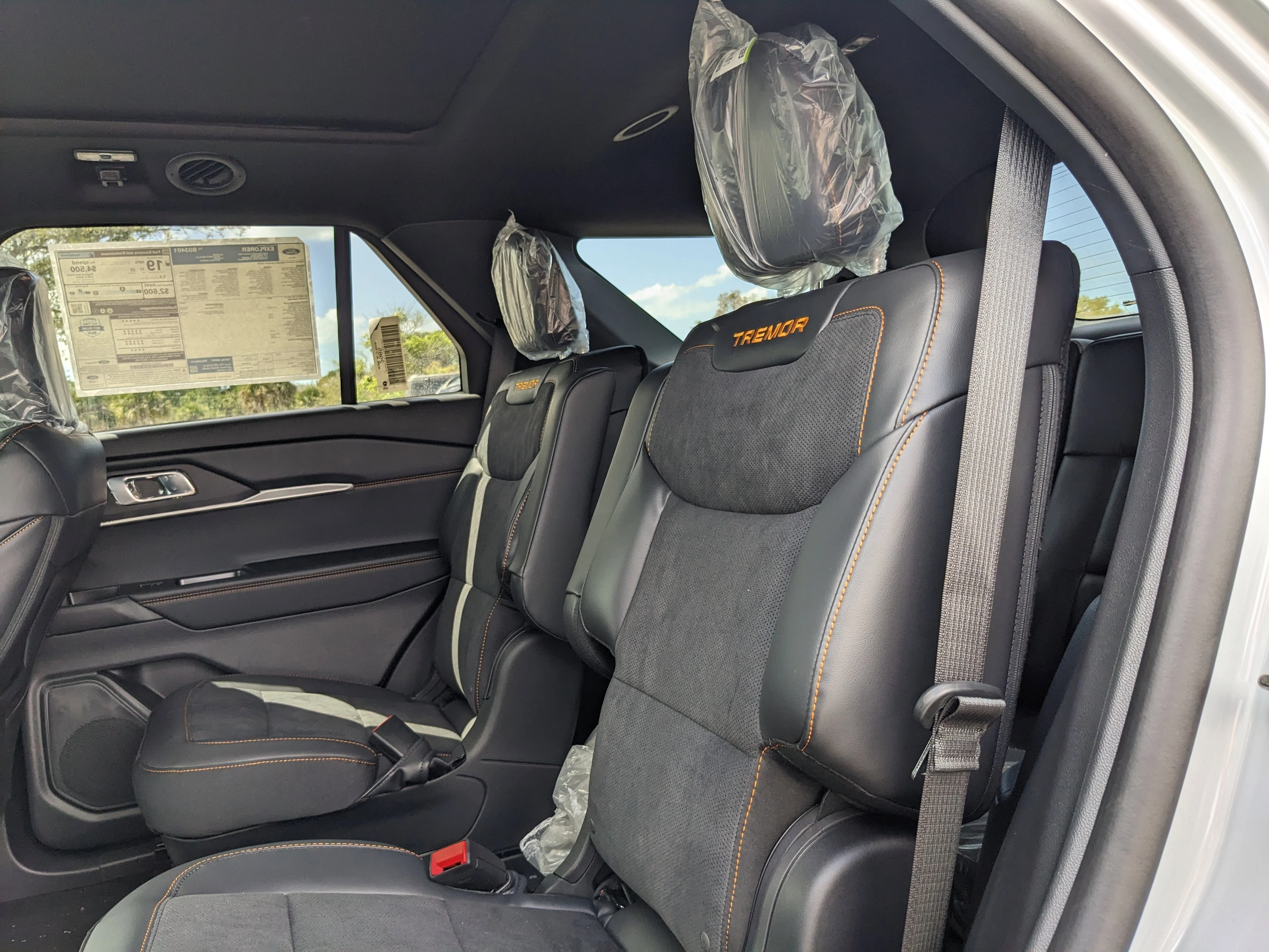 New 2026 Space White Metallic Ford Tremor® image 15
