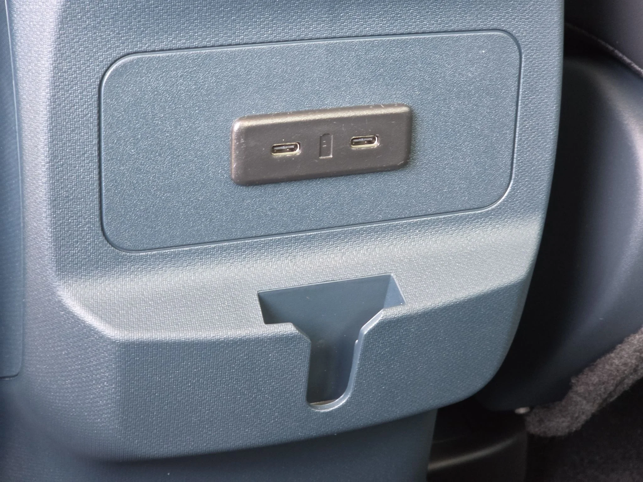 New 2026 Carbonized Gray Metallic Ford Lobo™ image 11