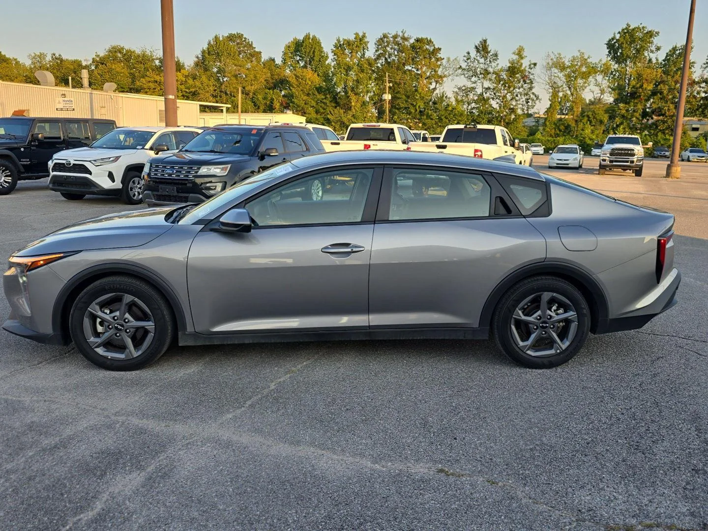 Used 2025 Steel Gray Kia LXS image 6