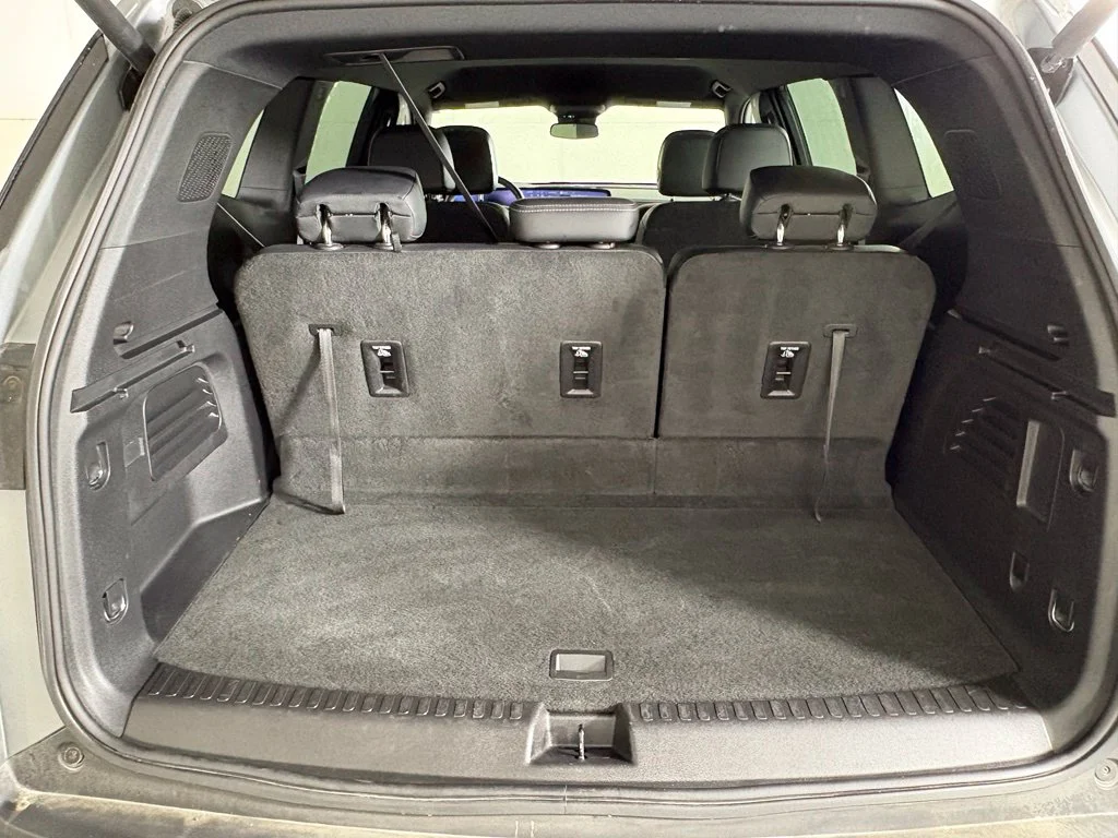 Used 2026 Gray Buick Preferred image 19