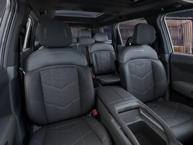 New 2027 White Kia X-Line SX image 15