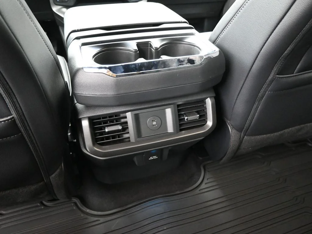 New 2026 Avalanche Ford Lariat image 25