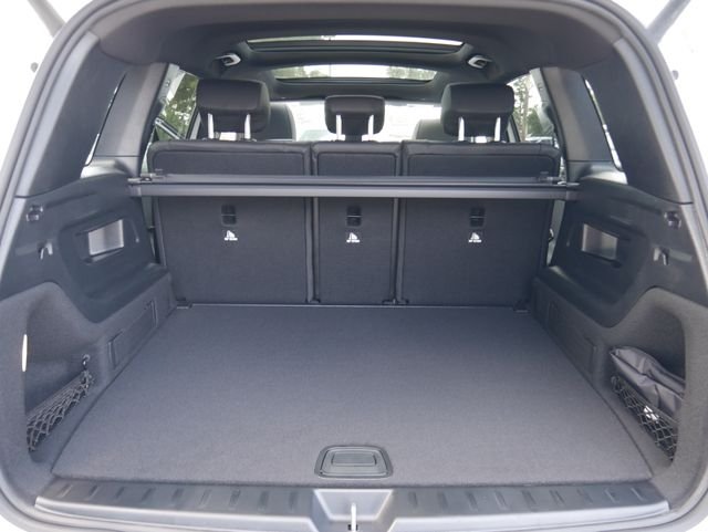 New 2026 Polar White Mercedes-Benz GLB 250 image 22
