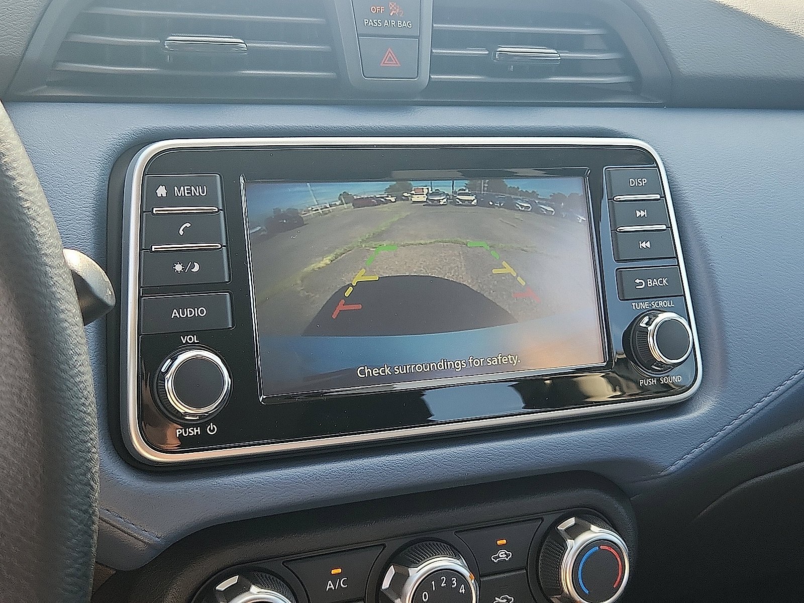 2025 Nissan Versa Sedan SV - Photo 13