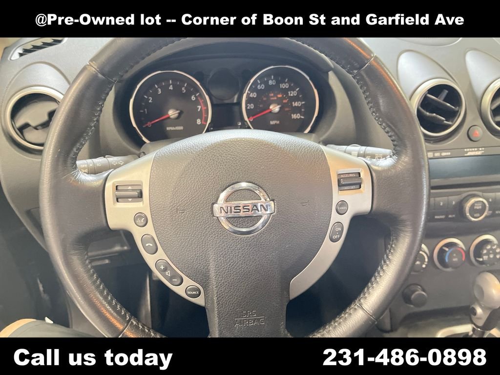 Used 2010 Black Nissan SL image 20