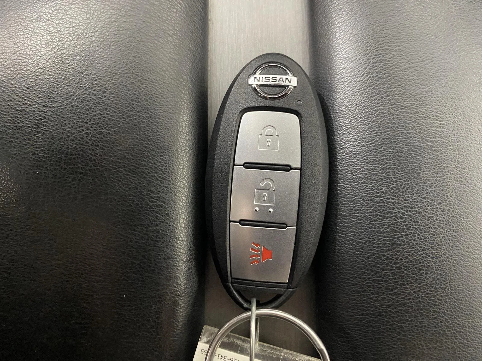 Used 2019 Magnetic Black Pearl Nissan S image 19