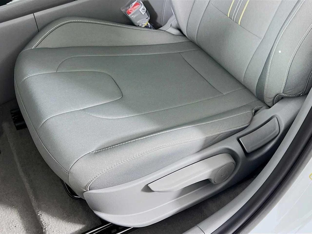 2026 Hyundai Elantra Hybrid — photo 17