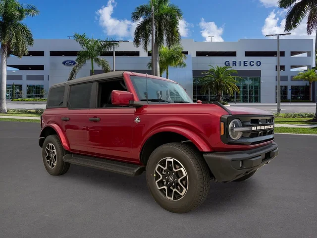 2026 Ford Bronco Outer Banks®