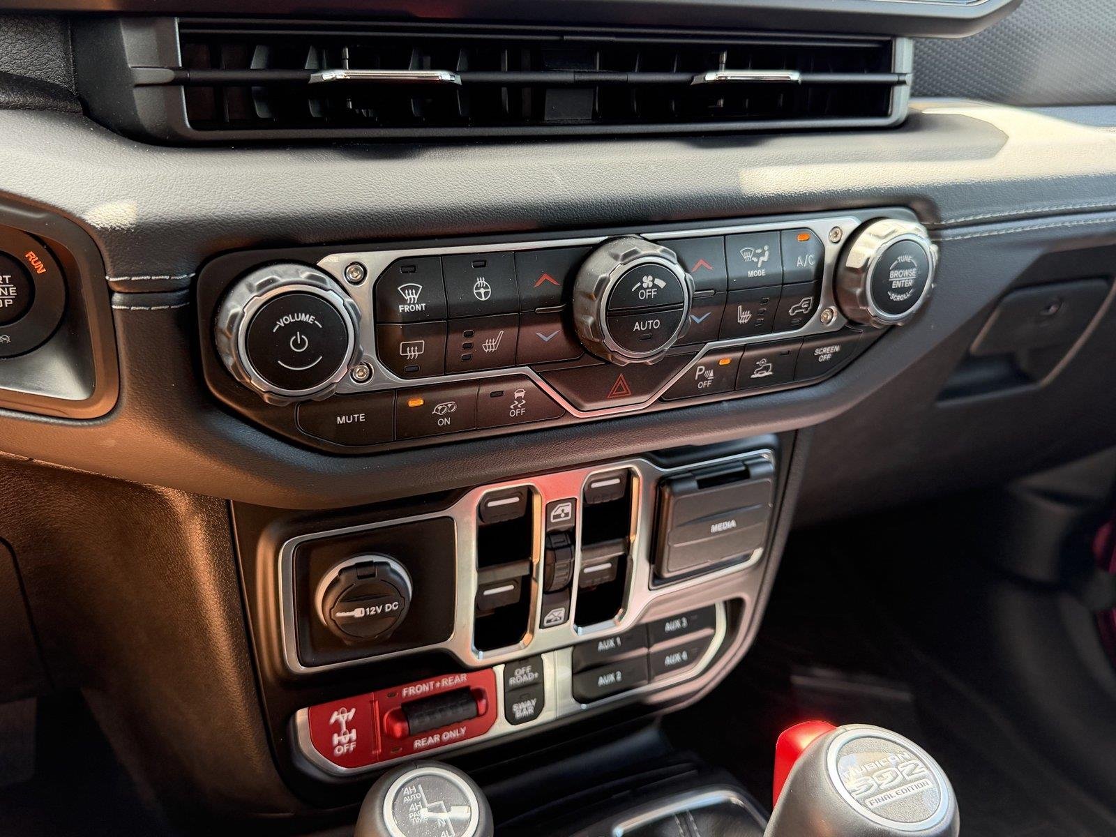 Used 2024 Limited Edition Tuscadero Pearlcoat Jeep Rubicon 392 Final Edition image 24