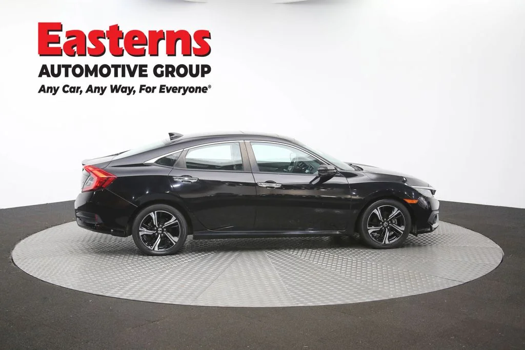 Used 2017 Black Honda Touring image 39