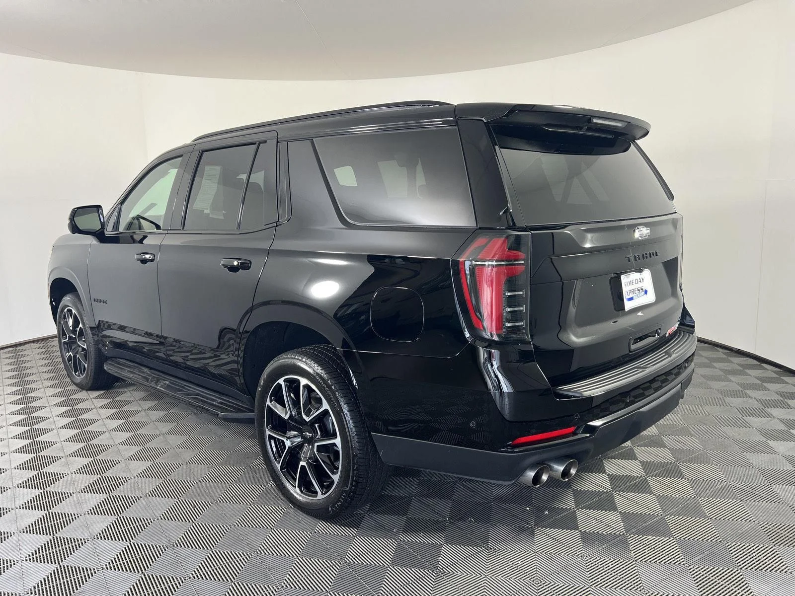 Used 2025 Black Chevrolet RST image 30