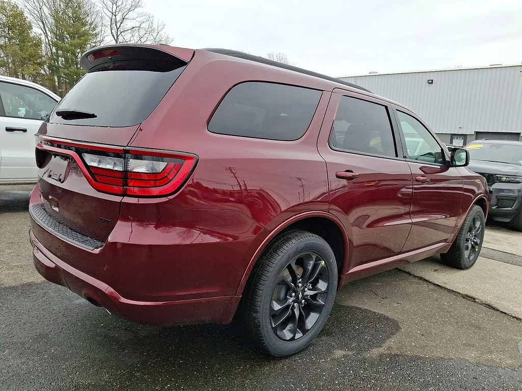 New 2026 Octane Red Pearl-Coat Exterior Paint Dodge GT Plus image 4