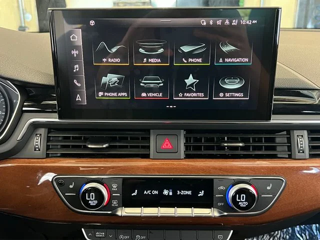 Used 2022 Brilliant Black Audi Premium image 46