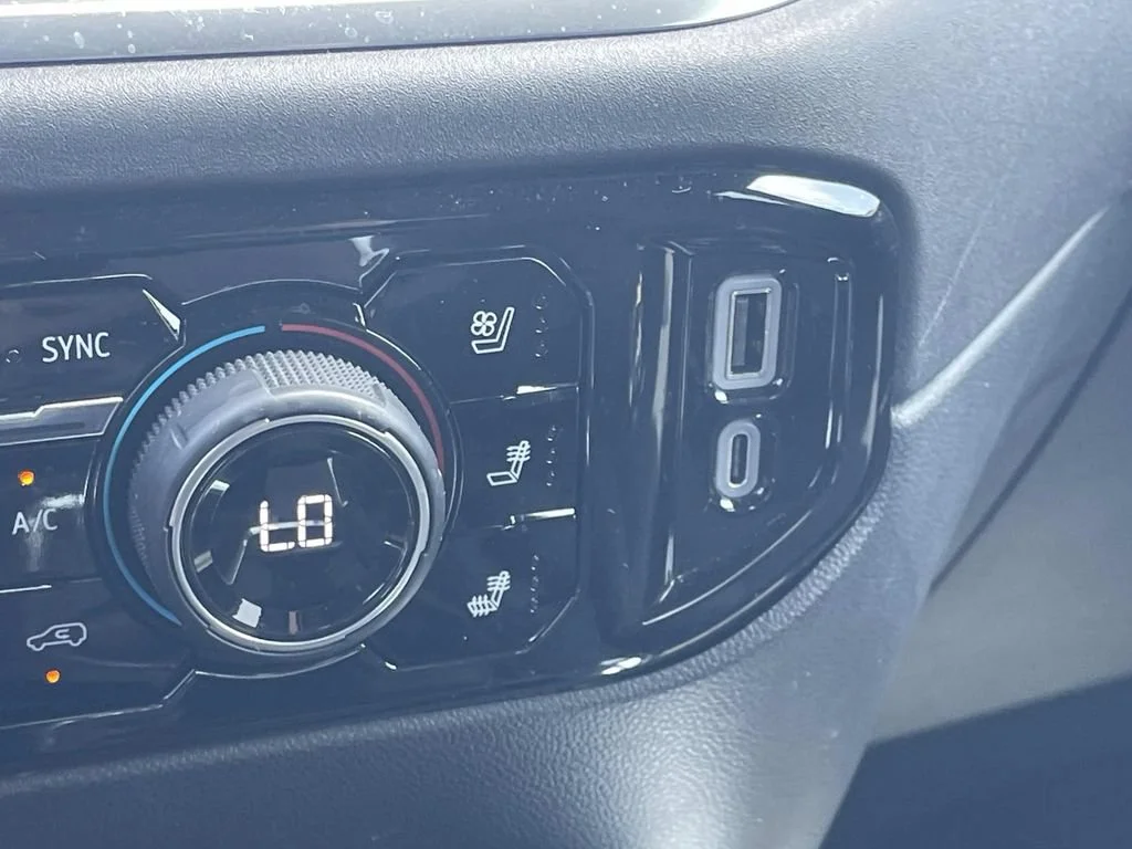 2024 Chevrolet Silverado 1500 LTZ - Photo 19
