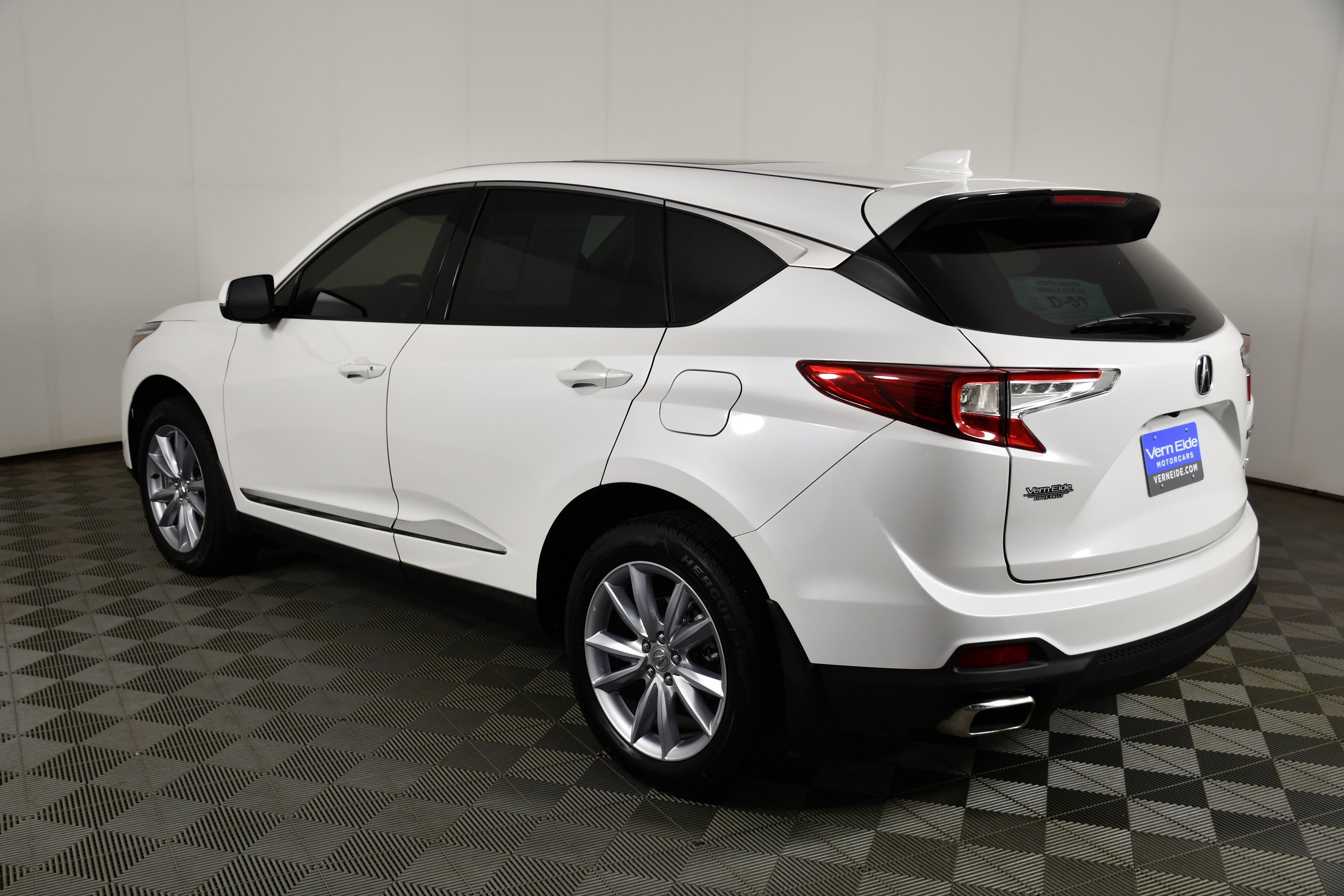 Used 2023 Platinum White Pearl Acura Base image 8