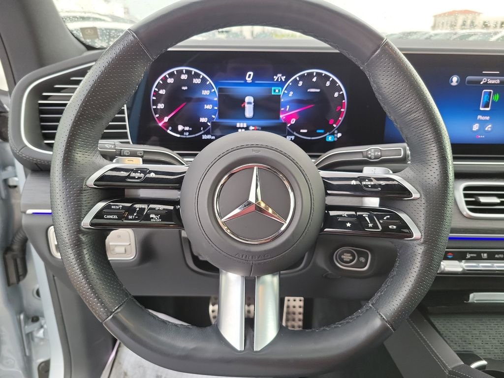 Certified Used 2025 Silver Mercedes-Benz GLS 580 image 29