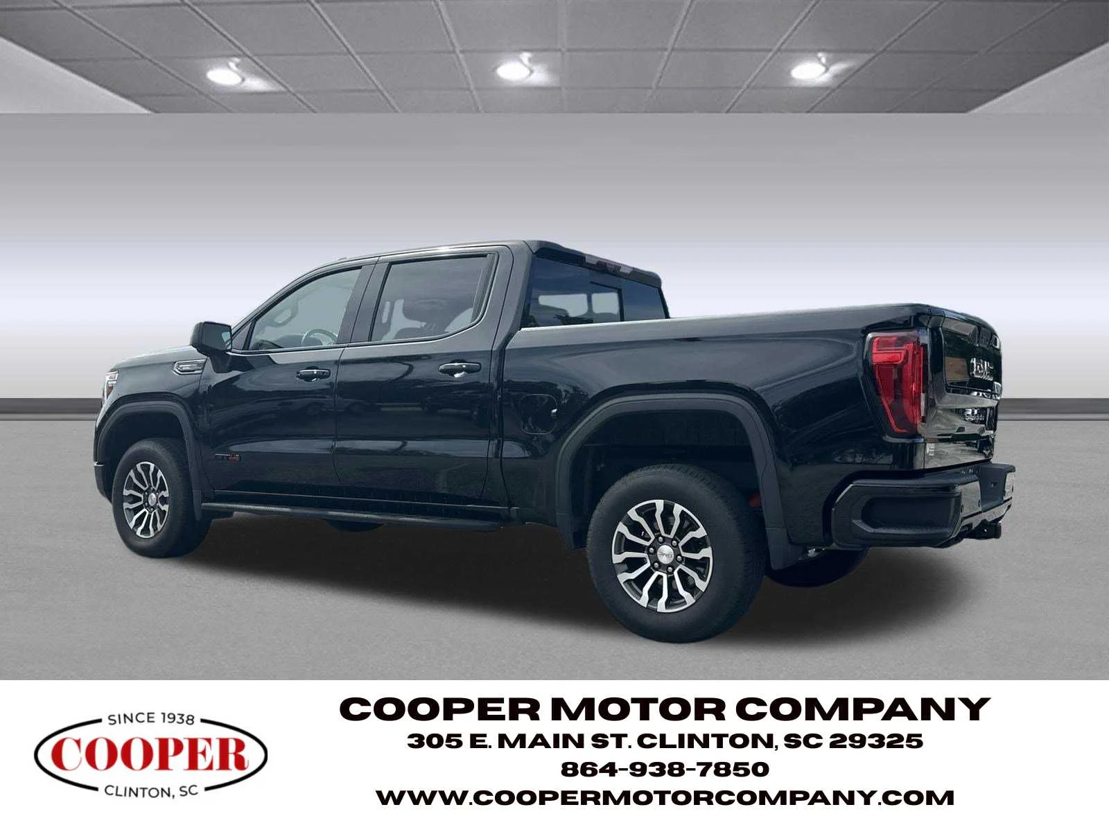 Used 2022 Onyx Black GMC AT4 image 3