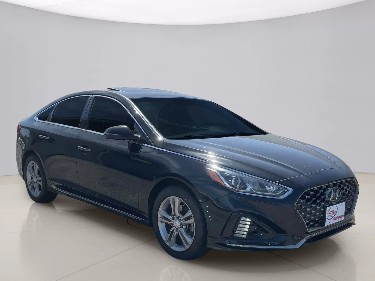 Used 2018 Black Hyundai SPORT image 7