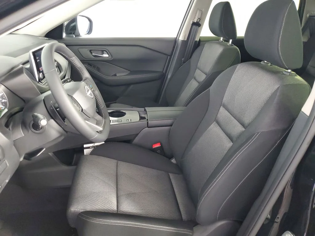 Used 2025 Black Nissan SV image 12