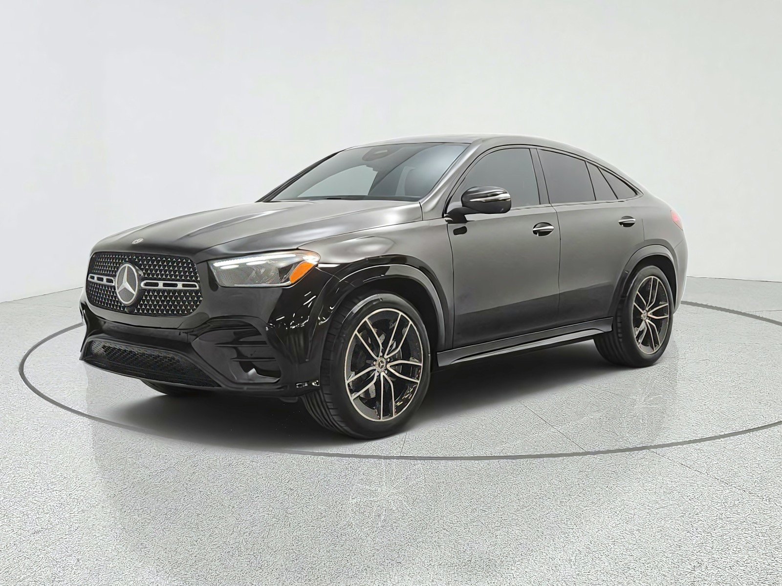 Certified Used 2025 Obsidian Black Metallic Mercedes-Benz GLE 450 4MATIC® Coupe image 1
