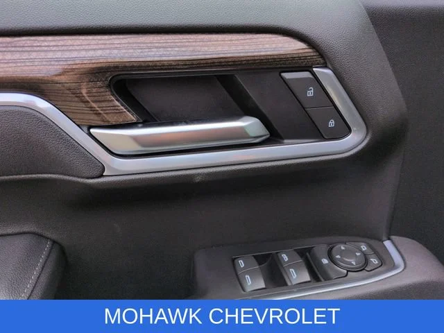 Used 2025 Cypress Gray Chevrolet LT (2FL) image 24