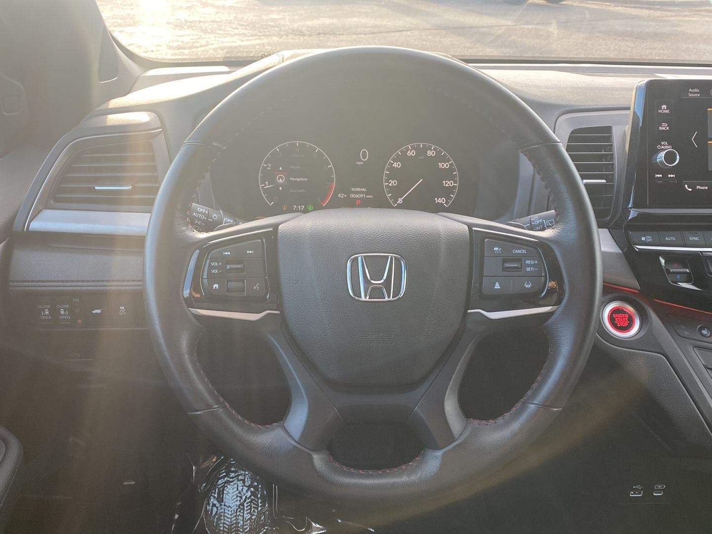 2025 Honda Odyssey Sport L - Photo 36