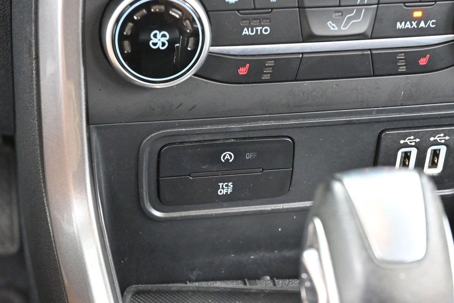 Used 2021 Smoke Ford SE image 24