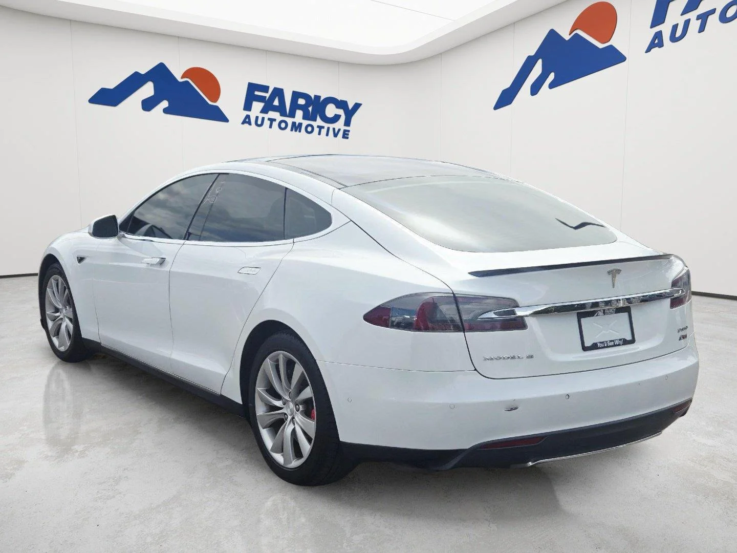 Used 2015 White Tesla P85D image 7