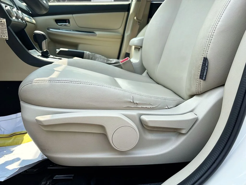 Used 2015 Crystal White Pearl Subaru 2.0i Limited image 18