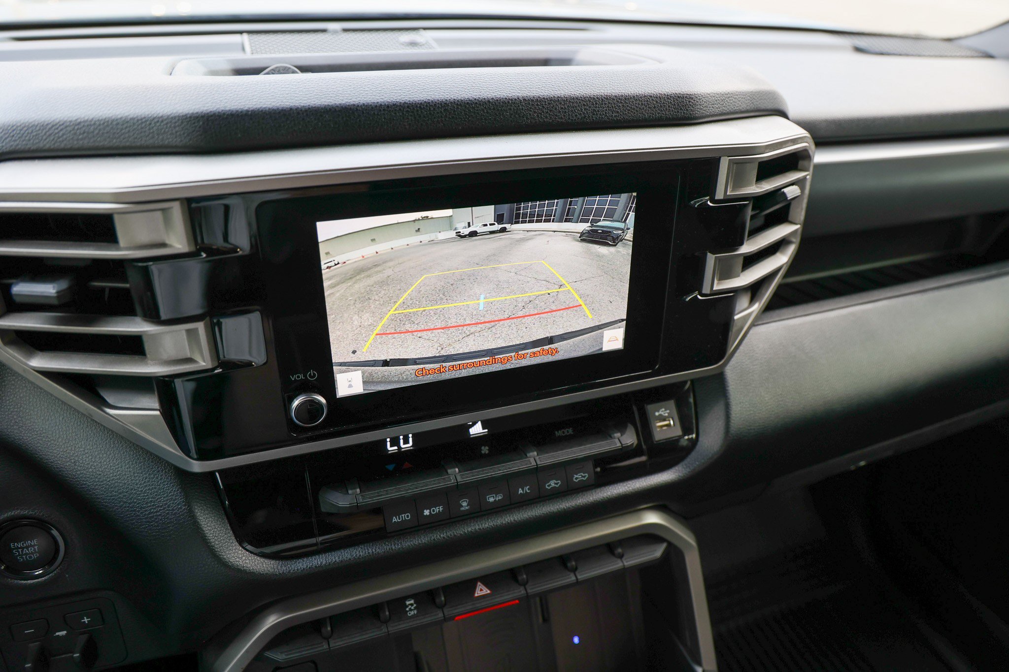 Used 2025 MAGNETIC GRAY MET Toyota SR5 image 21