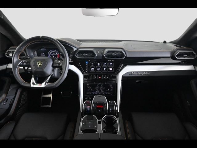 Used 2020 Blue Lamborghini Base image 9