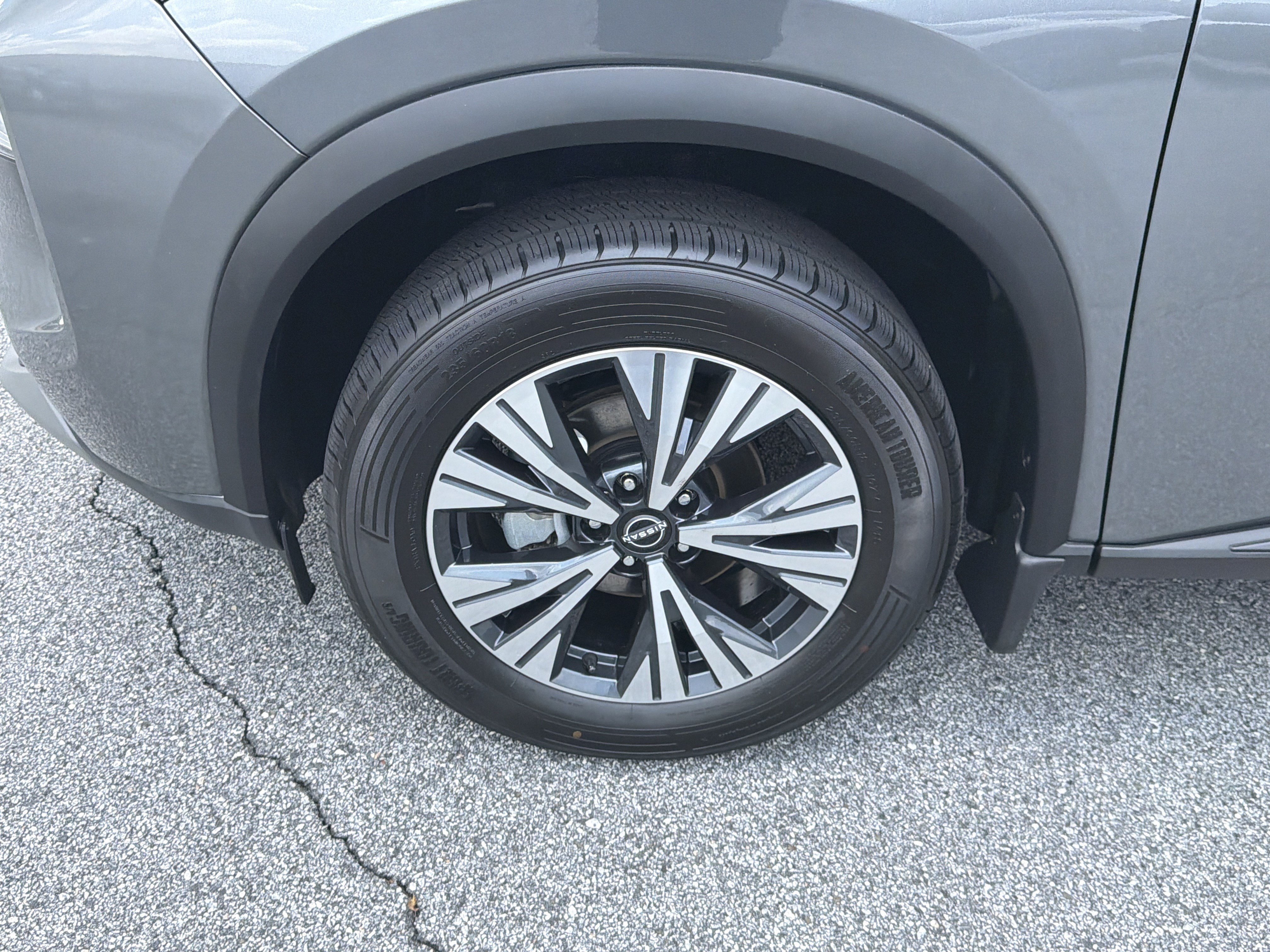 Used 2023 Gun Metallic Nissan SV image 13