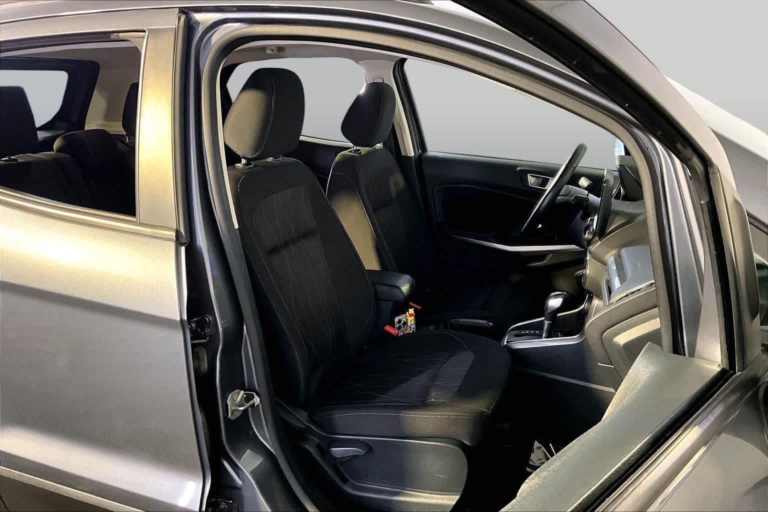 Pre-Owned 2020 Ford EcoSport SE