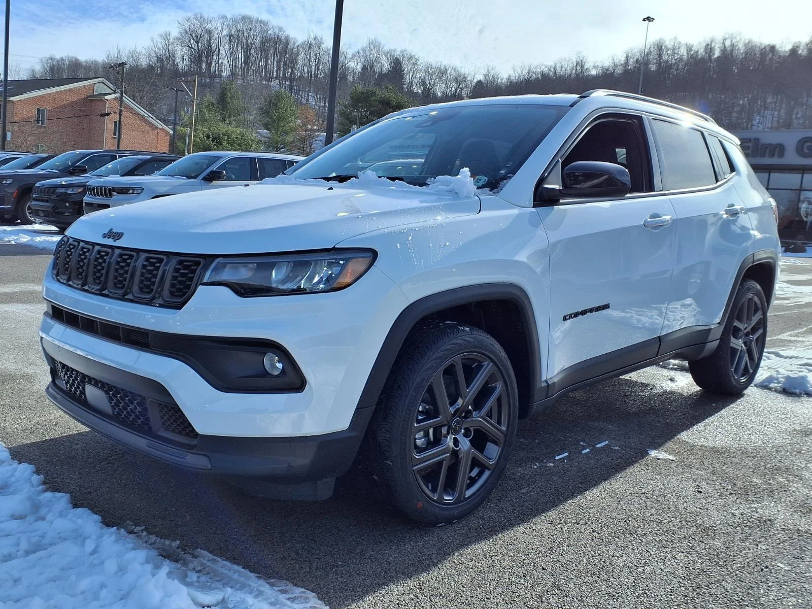 New 2026 Bright White Clearcoat Jeep Latitude image 3