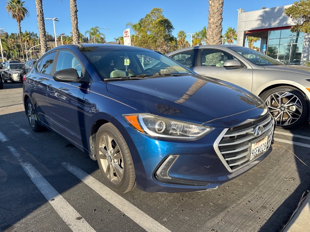 Used 2017 Blue Hyundai SE image 2