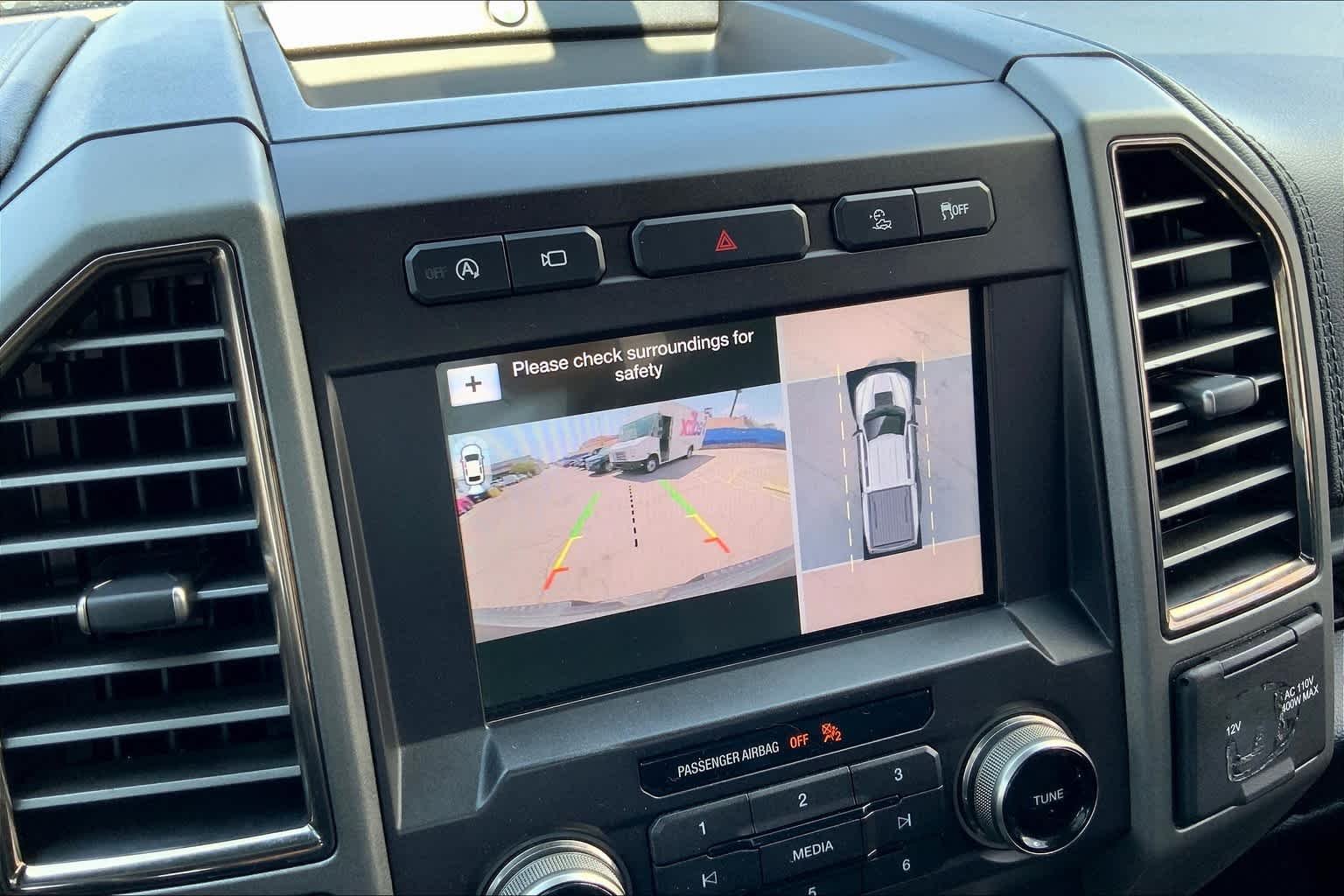 Used 2019 Magnetic Ford Raptor image 27
