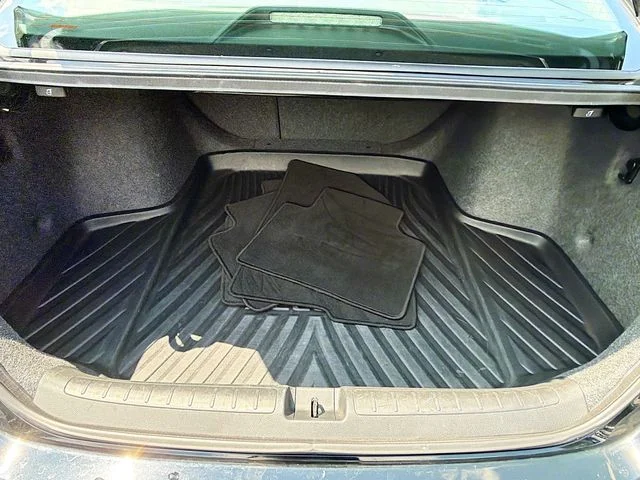 Used 2019 Black Honda Touring image 25