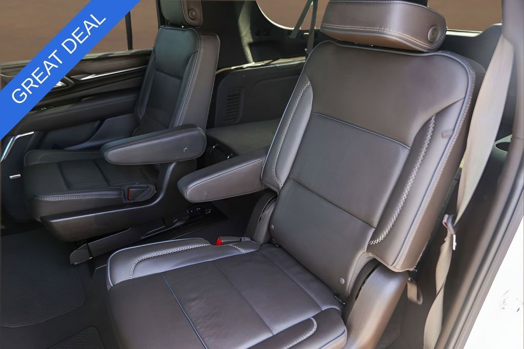 Used 2024 White Frost Tricoat GMC Denali image 26
