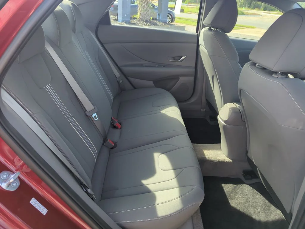 Used 2023 Red Hyundai SEL image 31